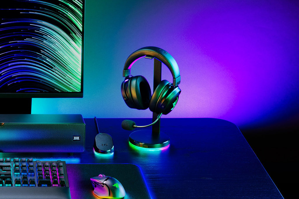 Razer Base Station V2 Chroma Headset Stand — view 2
