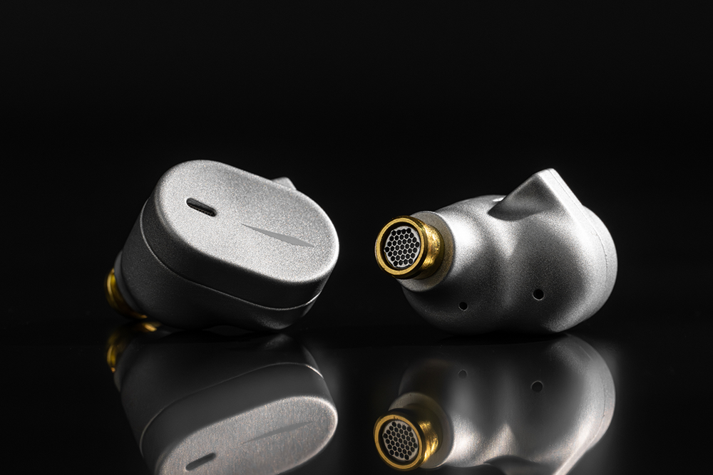 Moondrop CHU III In-Ear Monitors, 10mm Al-Mg Dynamic Driver — view 6